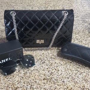 Chanel Reissue 226